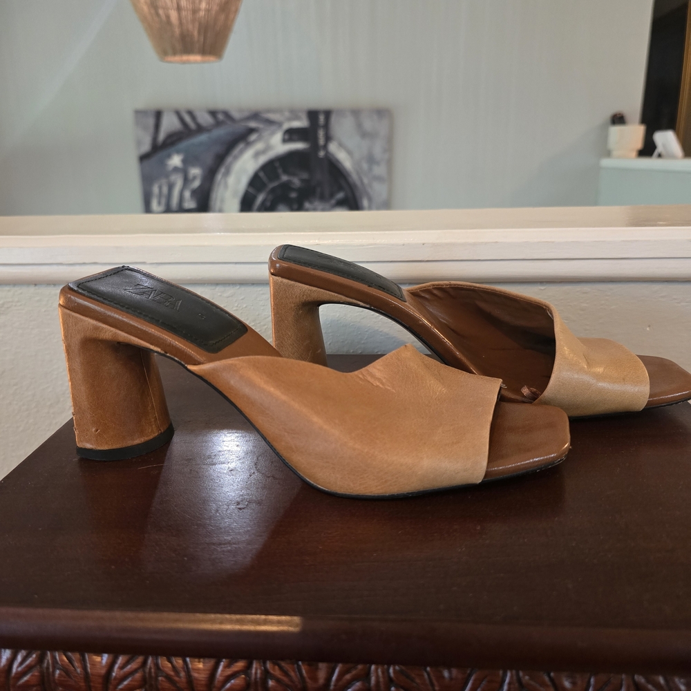 Elegant Tan Block Heel Mules